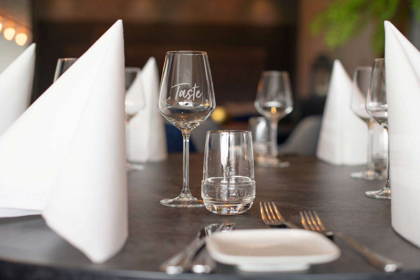 Churchill Hotel Terneuzen | 5-Daagse fietsvakantie door Zeeuws-Vlaanderen in Zeeland | incl. 3-gangendiner (2 avonden) - afbeelding 13